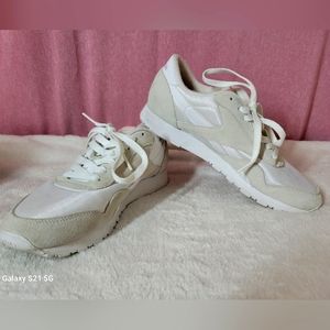 Women's Classic Reebok 👌